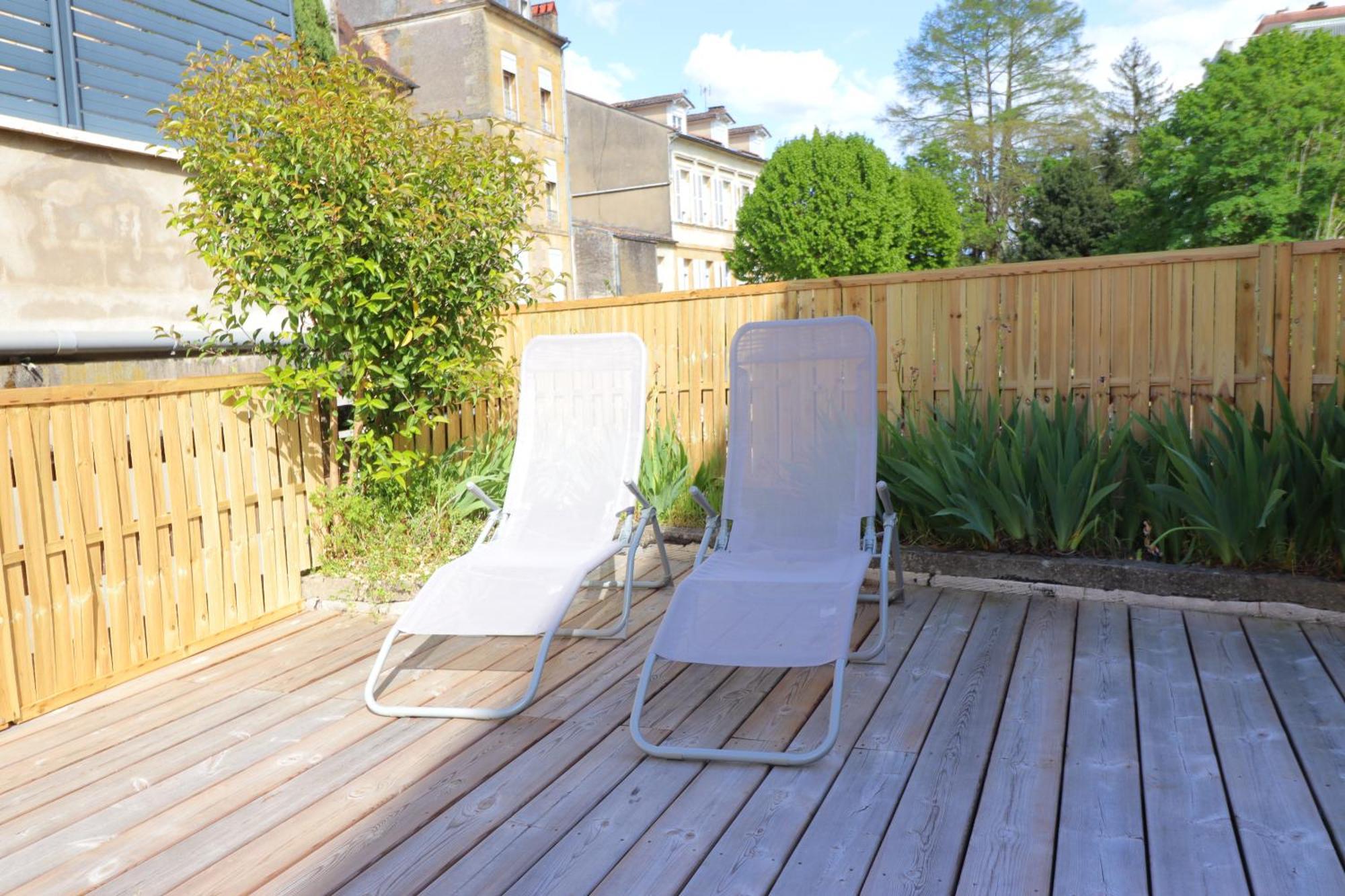 Ferienwohnung Le Terrazza - T3 Hyper-Centre Avec Terrasse Privative Bergerac Exterior foto